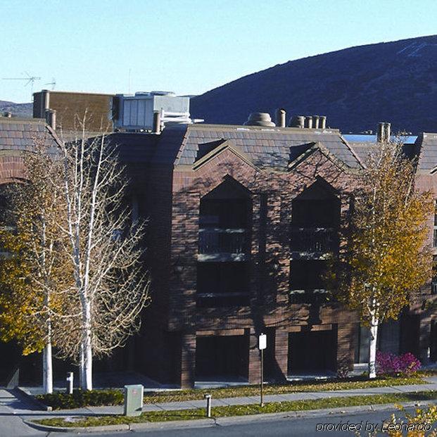 Raintree'S Park Plaza Park Stadt Exterior foto